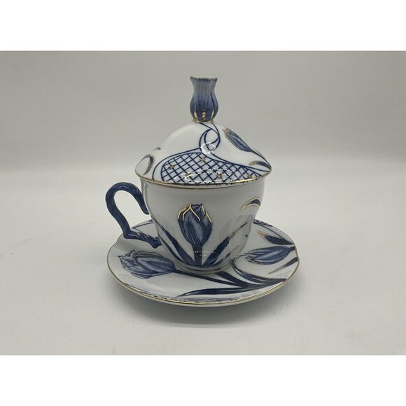 Bombay Company VTG Lidded Teacup and Saucer Set Collectible Blue/White Floral  1 - Picture 7 of 16